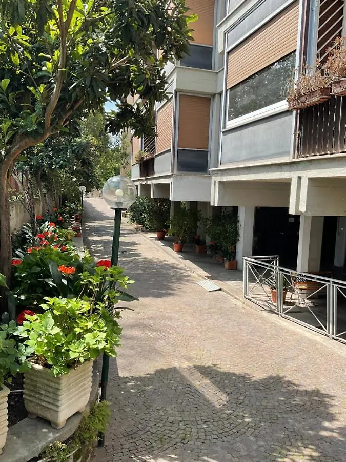 Lungotevere Vacation Nest Roma 0*,